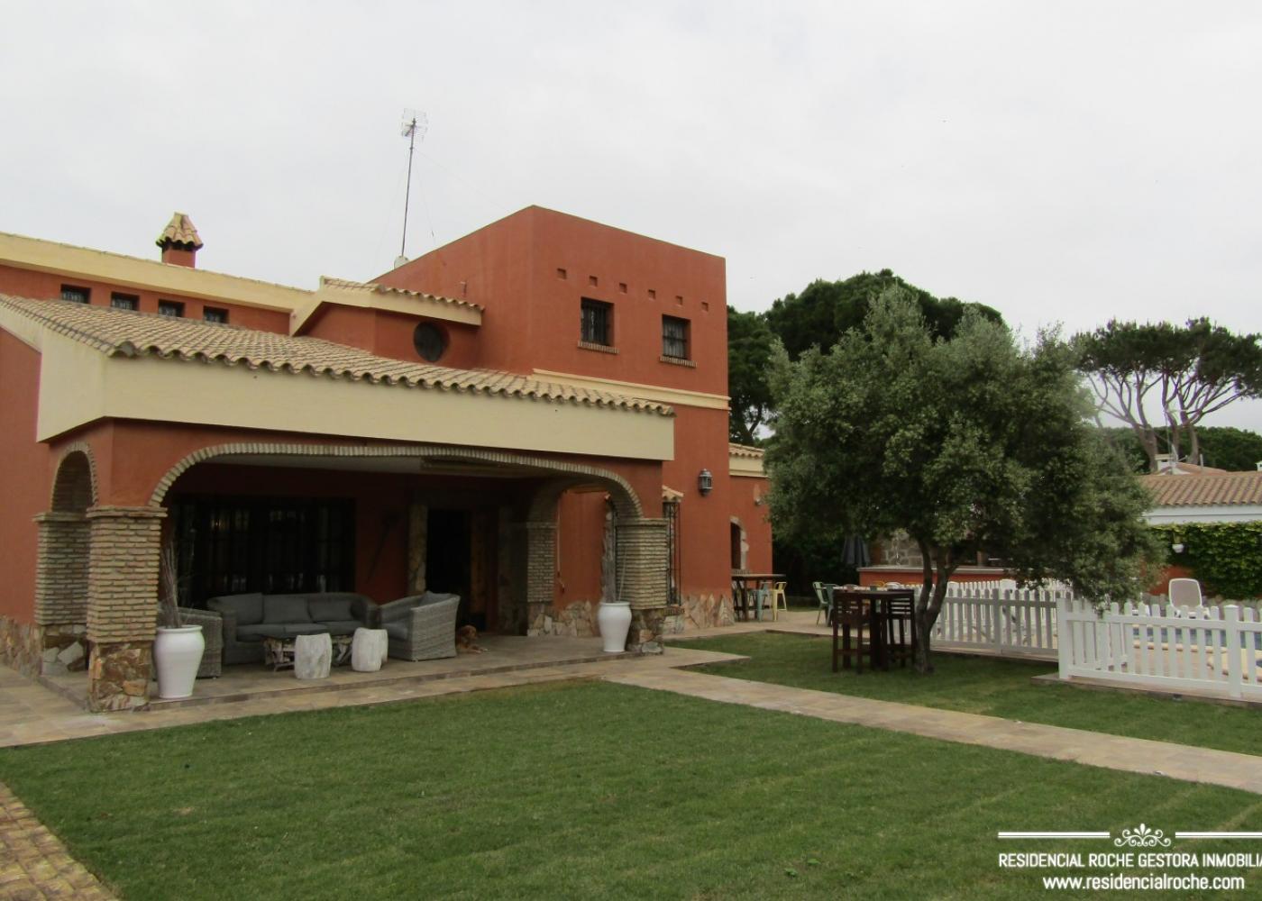 R330 &mdash; VILLA GUIMERA